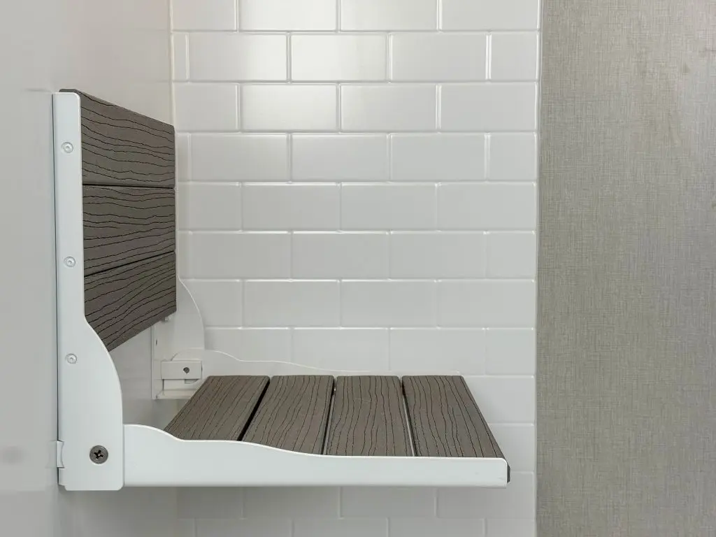 subway tile w taffeta - folding seat